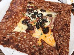 熏肉鸡蛋芝士奶油蘑菇可丽饼-RAC BAR(安福路店)