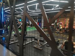 -懒人Club健身(卓越时代广场店)