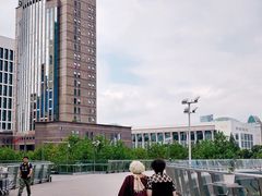 -陆家嘴空中步行连廊