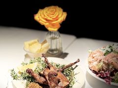 花椒鸽子-LESCEDARS Brasserie Bistro香柏树