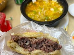 -闫家驴肉老店(华电一校店)