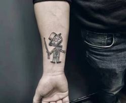 -刺客纹画纹身·洗纹身·穿孔饰品