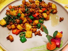 浇汁凤梨鸡肉-甜阿姨·天台花园私房菜(万松园店)