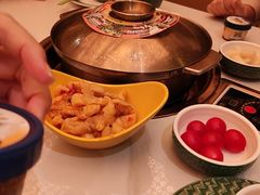 -润园四季椰子鸡火锅(卓越INTOWN店)
