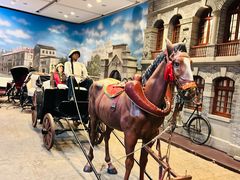 -东方明珠·空中旋转餐厅