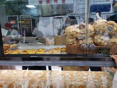 面包甜点陈列柜-鲍师傅糕点(春熙路店)