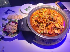 -徐记小怪兽肉蟹煲(中央大街店)