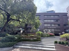 -香港大学