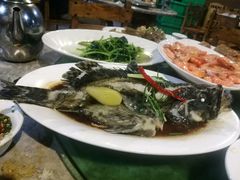 -四川小胡子海鲜(丁村万人海鲜广场店)