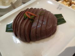 狮头鹅鹅血-围炉夜话·潮汕卤水火锅(榕江店)