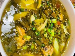 酸菜鸡-铁公鸡·四川料理(天环广场店)