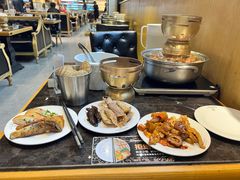 -川骄海鲜自助(王府井奥莱UP TOWN店原世界之花店)