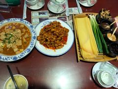 -赵记煎饼卷大葱(东岳店)