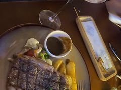 -鲨鱼美式餐厅酒吧Sharky