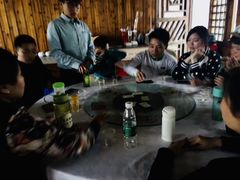 -鲤鱼塘农家山庄