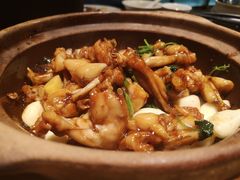 啫啫牛蛙煲-鹊玥·粤菜小馆(汇智国际商业中心店)