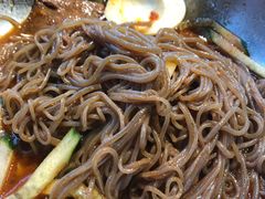 拌冷面-唯成•韩国炭火烤肉 유성고기