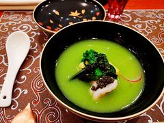 甜豌豆鲜虾鸡蛋汤-九献创意菜·牛排料理(亮马河花园店)