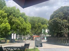 -J Create城市露营咖啡·简餐·宠物(上海动物园店)