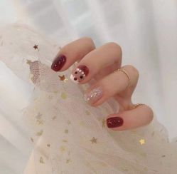 -苏彩·皮肤管理美甲美睫