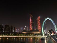 -南京眼步行桥
