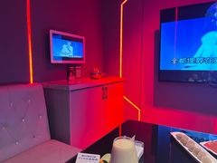 -唯爱KTV聚会餐厅(仙林东城汇店)