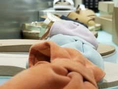 -UGG(燕莎奥特莱斯购物中心店)
