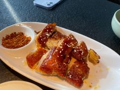 脆皮吊烧鸡-蝴蝶里·粤菜·点心(滨江龙湖店)
