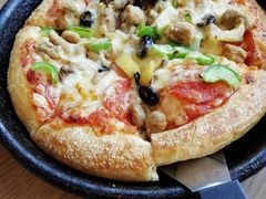 -必胜客(新中纬店)