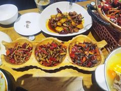 -隔壁老王·家常云南菜(花巷店)