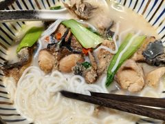 -鲜越鲜鱼粉(财富购物中心店)
