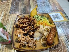 -张秀梅烤肉拌饭脆皮鸡饭