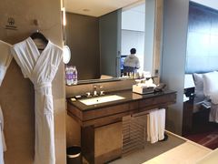 -广州天河希尔顿酒店