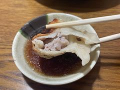 -黄阿姨锅贴大王(万航渡路店)