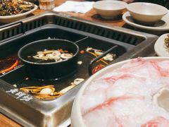 -吴氏老牌坊云南鱼豆花火锅店(通江街店)