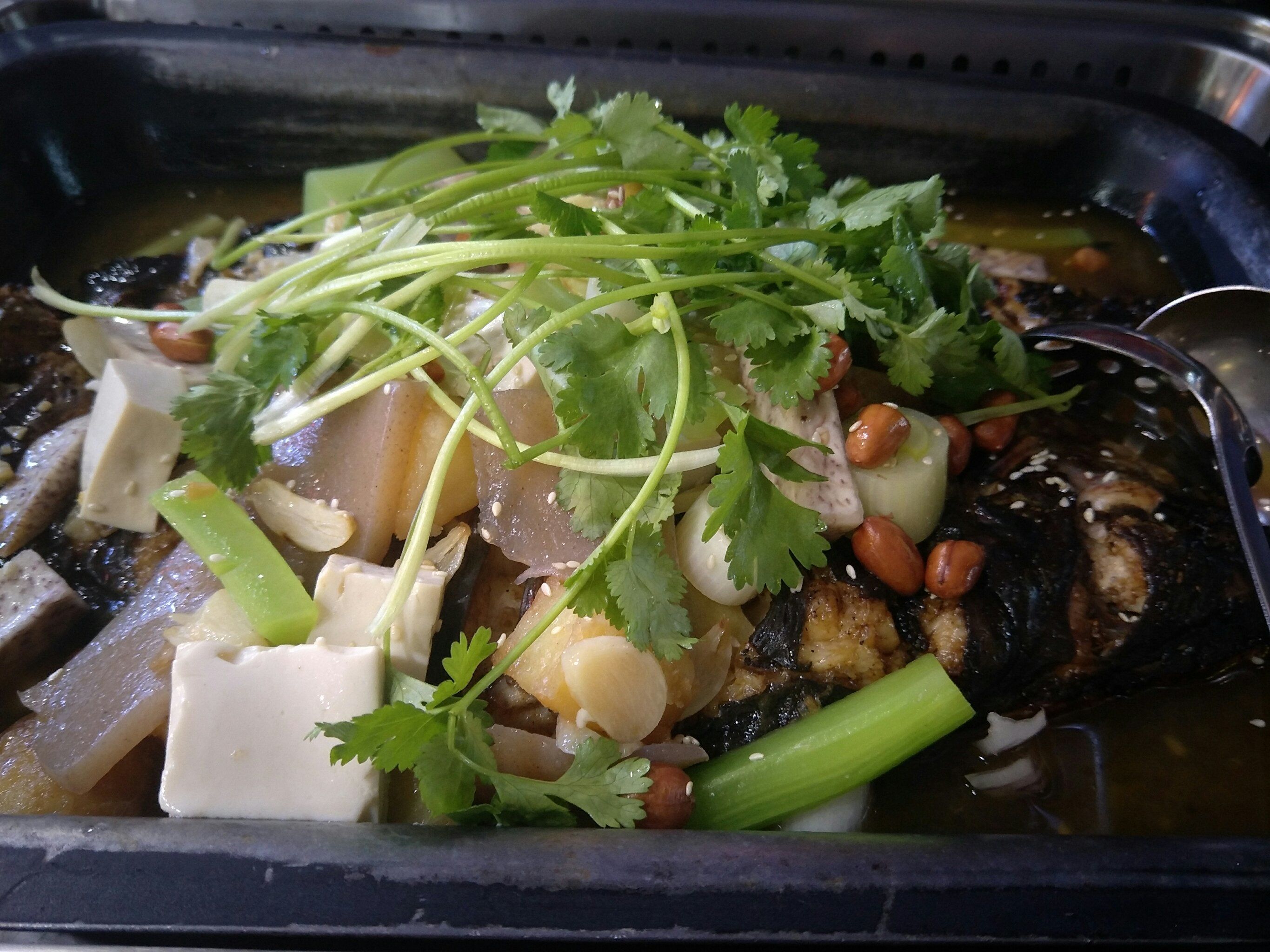 健康好味烤鱼蔬菜