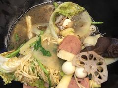-万记麻辣烫国展总店