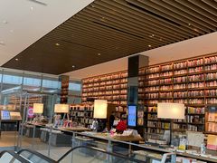 -茑屋书店(天目里店)