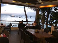 -Jonah's Fruit Shake & Snack Bar