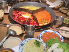 -巴卤社老火锅(财富店)