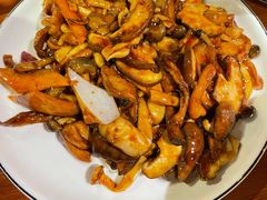 压锅杂菌-七菜馆·东北菜·蒸饺(文体路店)