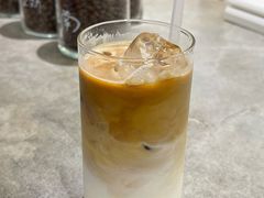 海盐焦糖冰拿铁-素咫咖啡CLIFEROSE