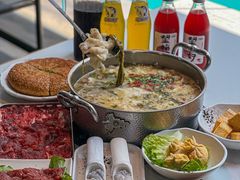 -德林酸菜鱼火锅(南丹店)