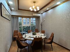 -金沙滩海鲜餐厅·海肠捞饭·手工水饺(梅江龙水园店)