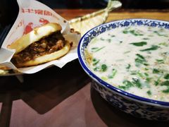 羊杂汤-穆得·老周家牛肉烧饼(普利街店)