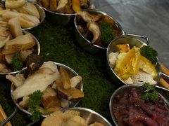 -一朵菌·野生菌探索家火锅(南亚店)