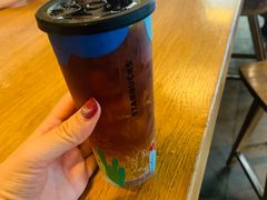 -星巴克臻选(济南万达店)