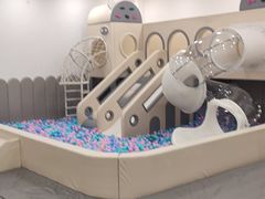 -龙格亲子游泳·水育早教运动中心(龙湾天街店)