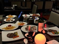 -唐拉雅秀酒店-西锦汇空中BBQ·思创餐厅