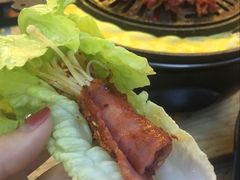 -三国惹火烤肉·中日韩烤肉集合店(百草路店)